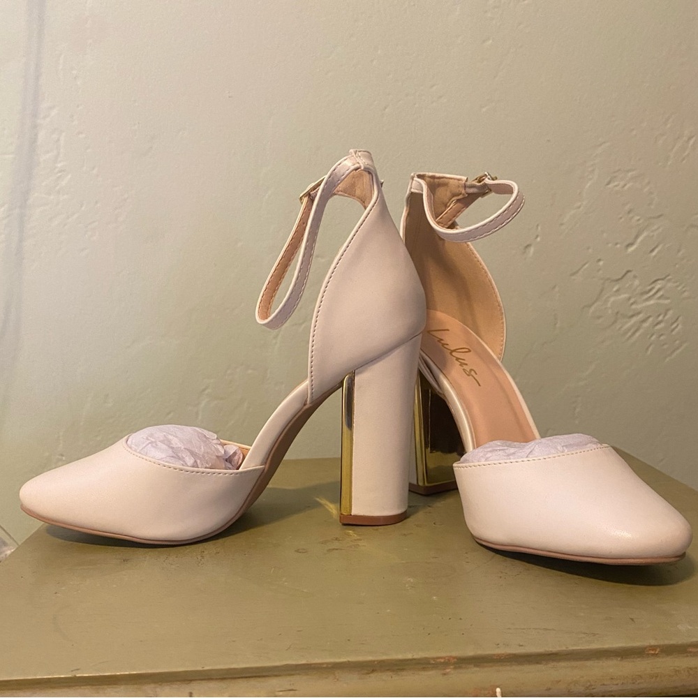 Lulus White Women Heels